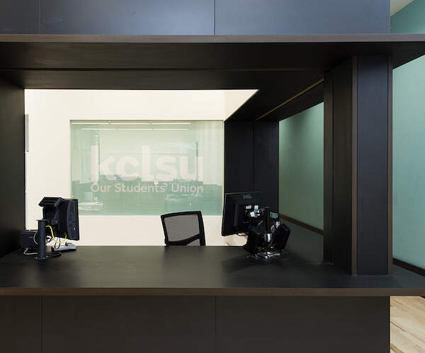 Kcl Reception Desks Stripe Ply Detail